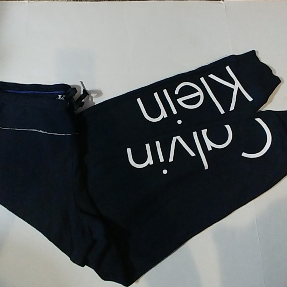 Calvin Klein Joggers (L)